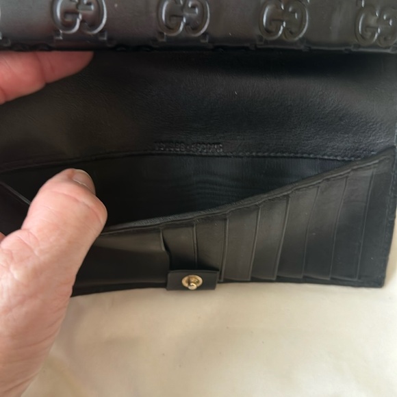 GUCCI 🖤Guccisima Double flap leather wallet Authentic Rare GG Beautiful - Picture 7 of 16